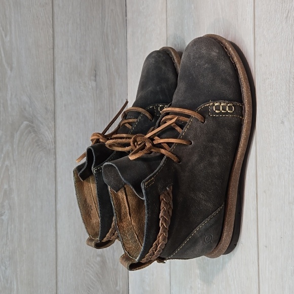 Born Women Temple Ankle Leather Boots shoes sz 8 - Picture 3 of 12